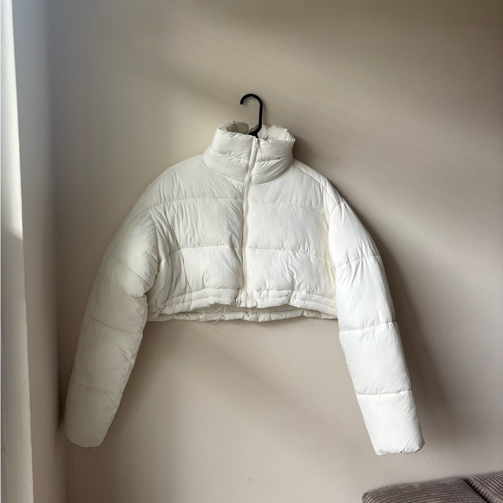 Forever 21 Cropped White Puffer Jacket